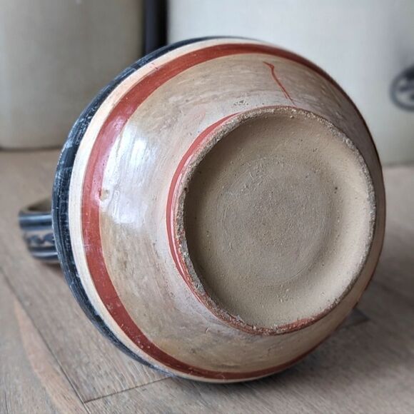 Vintage Tonala Folk Art Vessel - Picture 3 of 4